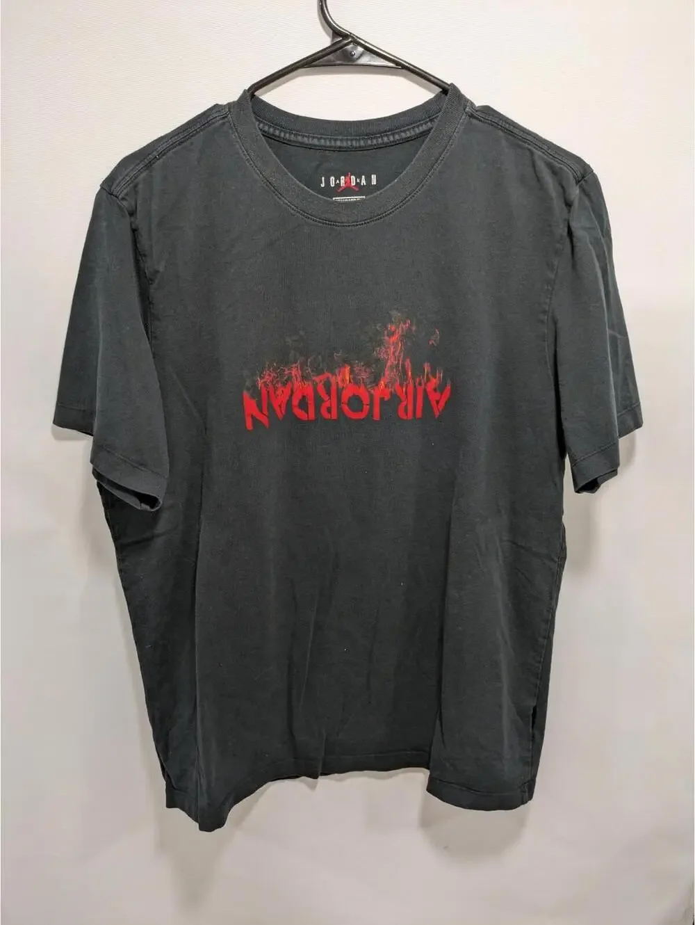 Mens Air Jordan Graphic Upside Down Logo Black Short Sleeve T-Shirt Size Large L